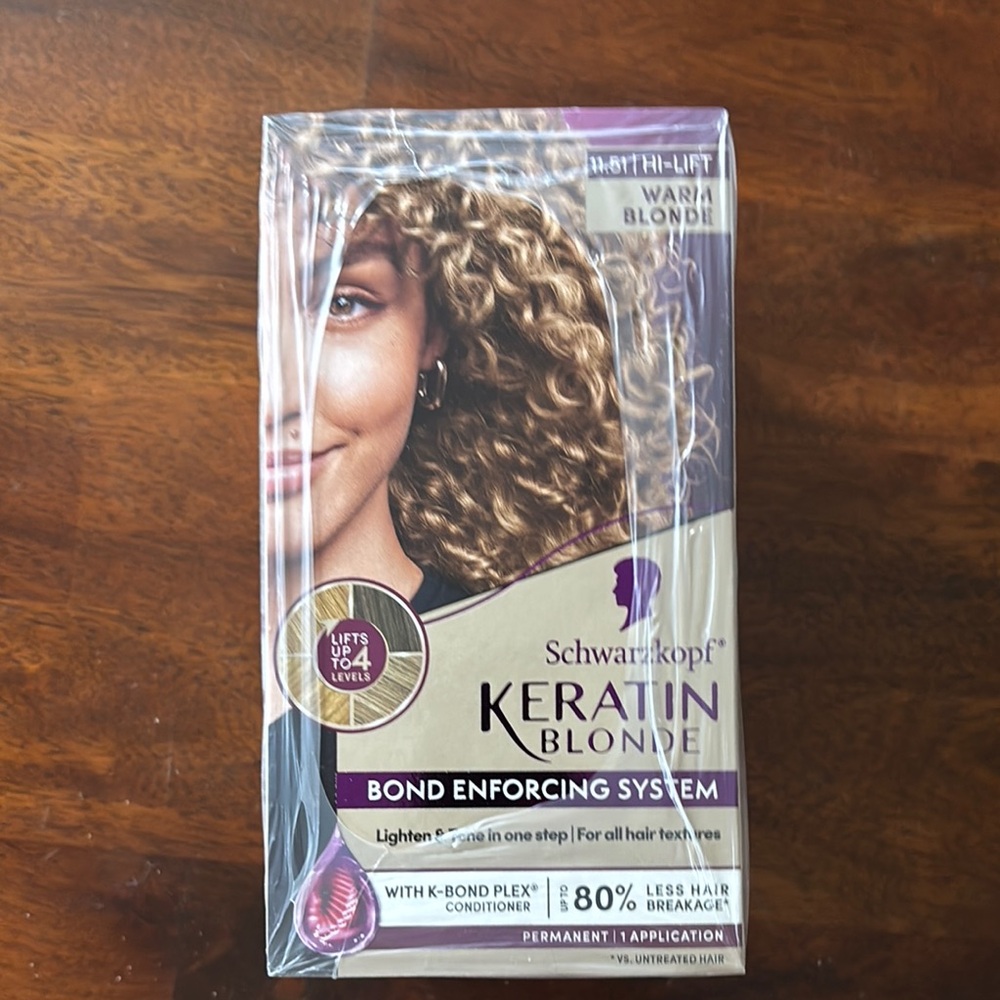 2 Boxes of Schwarzkopf Keratin Blonde Hair Color